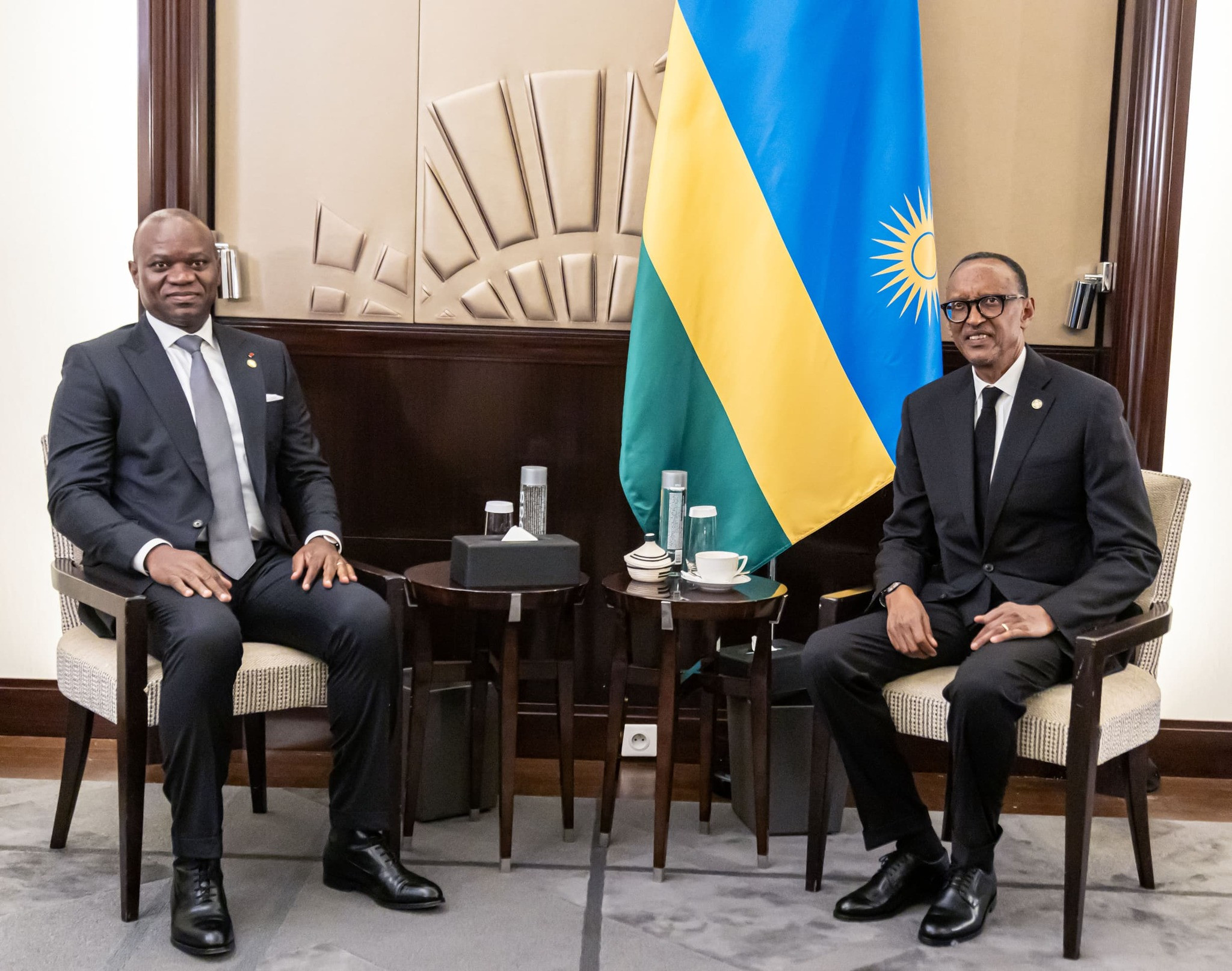 Le Gabon et le Rwanda renforcent la coopération bilatérale au Sommet de la Francophonie