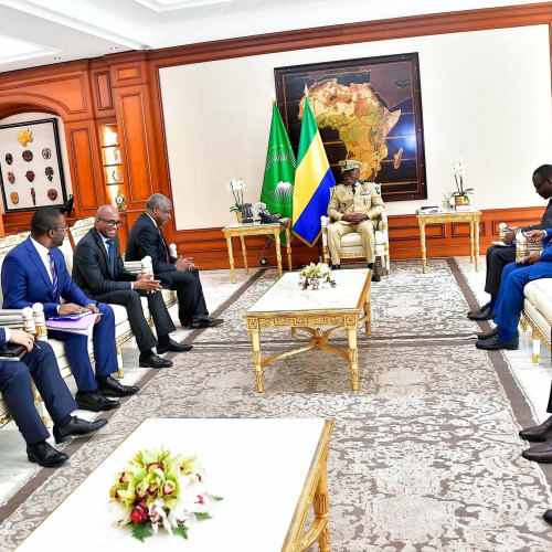 Le Président Oligui Nguema Rencontre la BDEAC pour Discuter du Financement des Infrastructures au Gabon