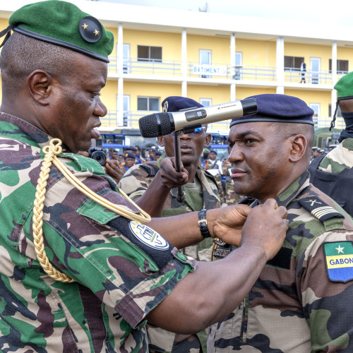 Renforcement des Forces de Défense et de Sécurité Gabonaises : Le Président de la République dote l'armée de nouveaux équipements